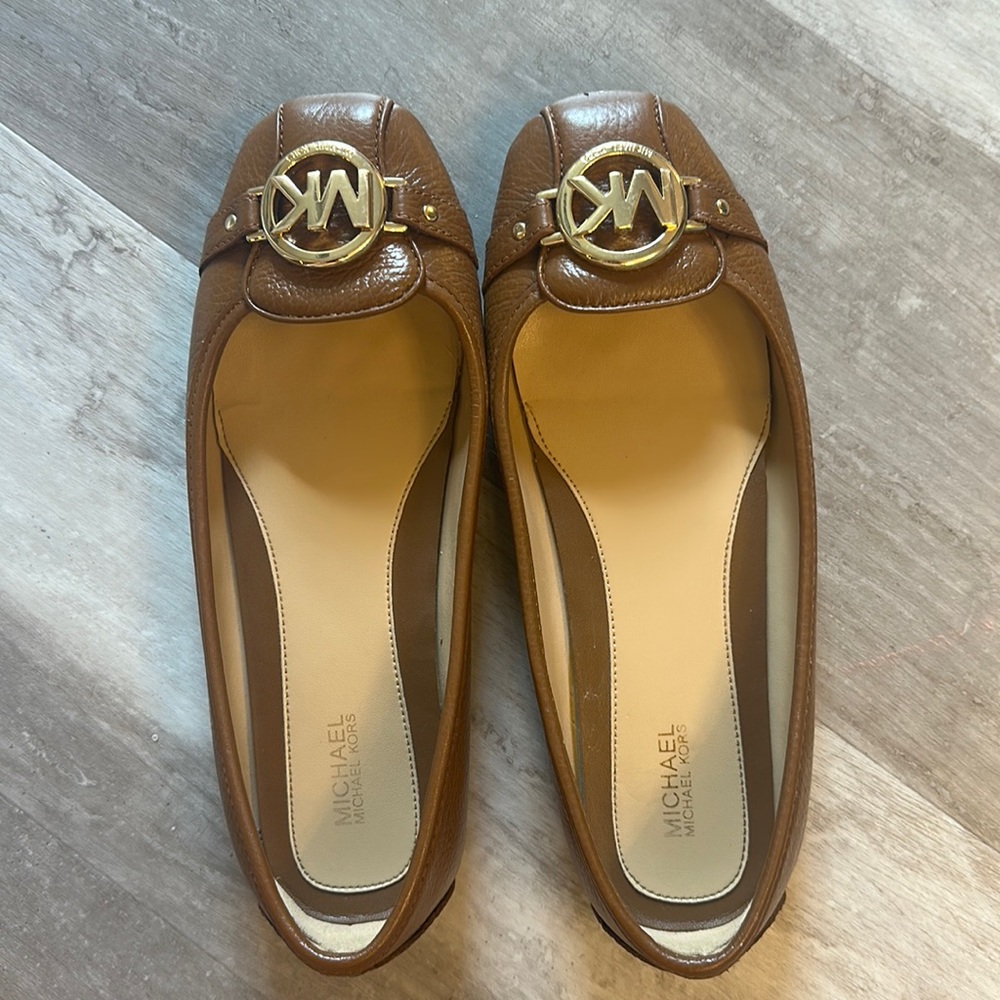 Michael Kors flats
